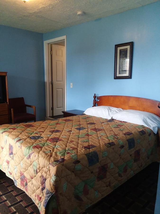 Scenic River Inn Motel Wartburg Dış mekan fotoğraf