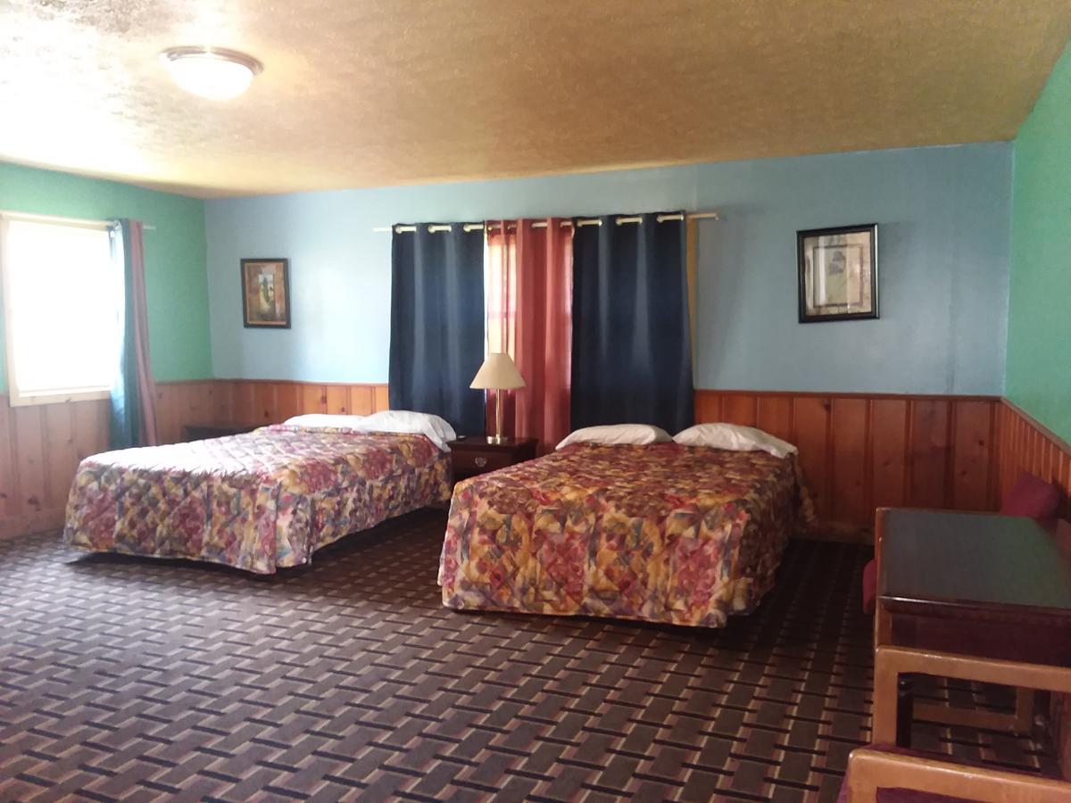 Scenic River Inn Motel Wartburg Dış mekan fotoğraf